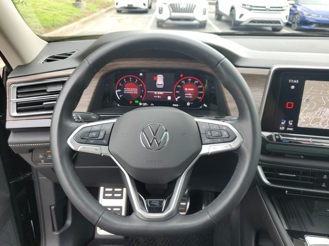 2025 Volkswagen Atlas 2.0T SEL Premium R-Line