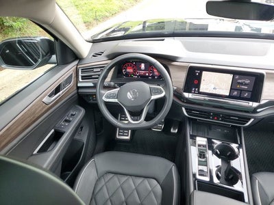 2025 Volkswagen Atlas 2.0T SEL Premium R-Line