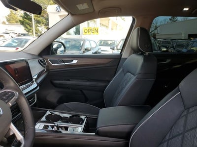 2025 Volkswagen Atlas 2.0T SEL Premium R-Line