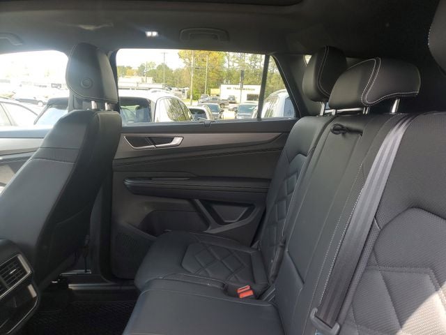 2025 Volkswagen Atlas Cross Sport 2.0T SE w/Technology