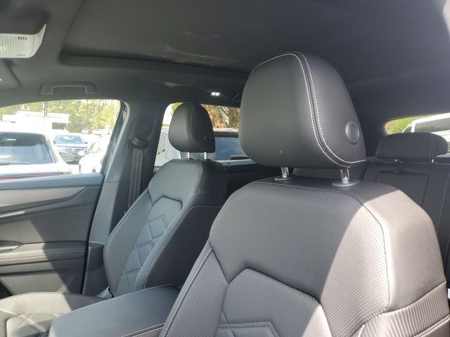 2025 Volkswagen Atlas Cross Sport 2.0T SE w/Technology