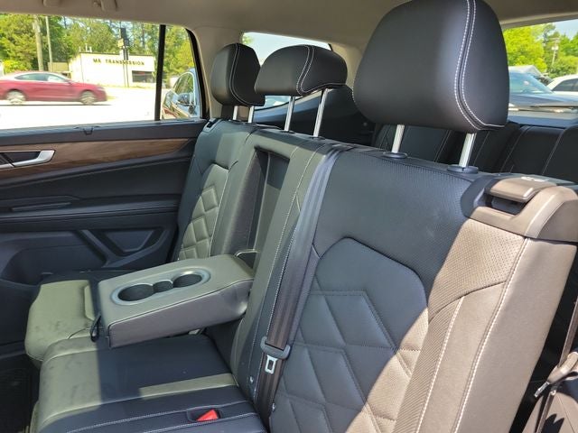 2025 Volkswagen Atlas 2.0T SE w/Technology
