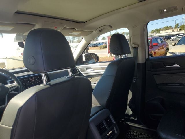 2021 Volkswagen Atlas 3.6L V6 SE w/Technology