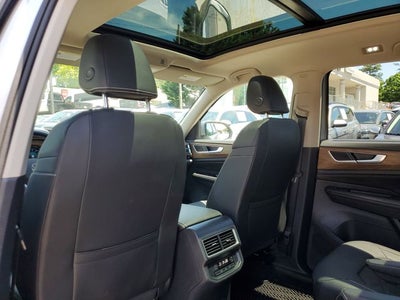 2025 Volkswagen Atlas 2.0T SE w/Technology