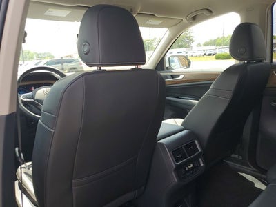 2025 Volkswagen Atlas 2.0T SE