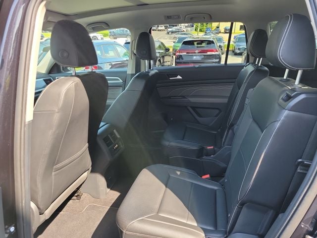 2021 Volkswagen Atlas 3.6L V6 SE w/Technology R-Line