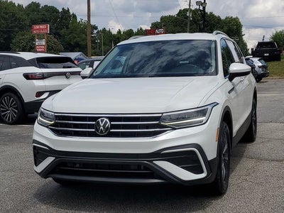 2023 Volkswagen Tiguan 2.0T SE