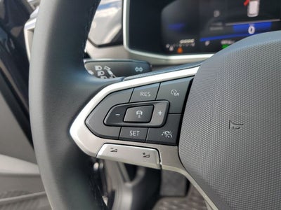 2025 Volkswagen Taos 1.5T SE Black