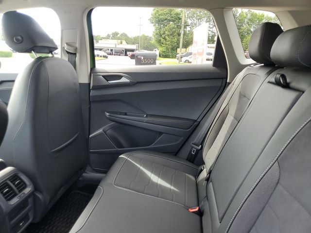 2025 Volkswagen Taos 1.5T SE Black