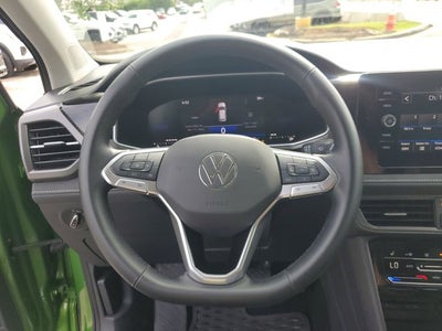 2025 Volkswagen Taos 1.5T SE Black