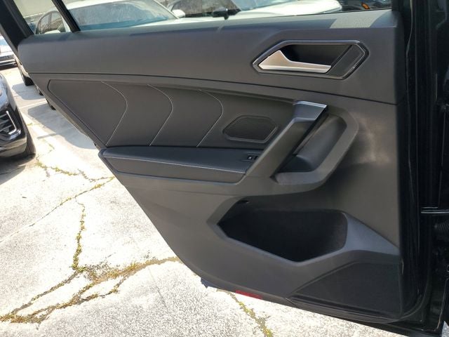 2023 Volkswagen Tiguan 2.0T SEL R-Line