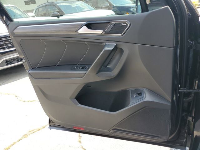2023 Volkswagen Tiguan 2.0T SEL R-Line
