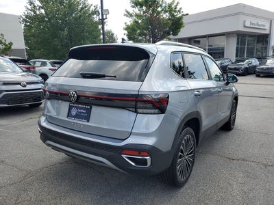 2025 Volkswagen Taos 1.5T SE