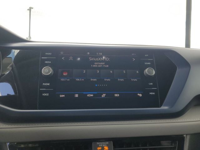 2024 Volkswagen Taos 1.5T SE