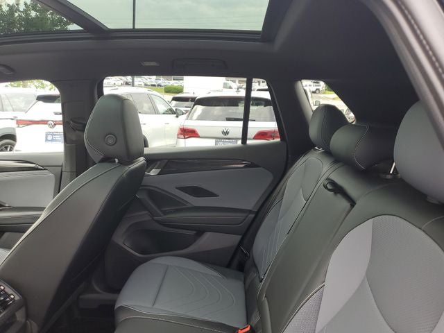 2025 Volkswagen Tiguan 2.0T SE R-Line Black