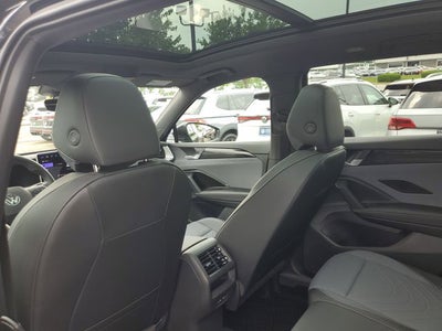 2025 Volkswagen Tiguan 2.0T SE R-Line Black