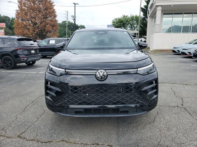 2025 Volkswagen Tiguan 2.0T SE R-Line Black