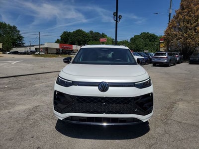 2025 Volkswagen Tiguan 2.0T SE R-Line Black