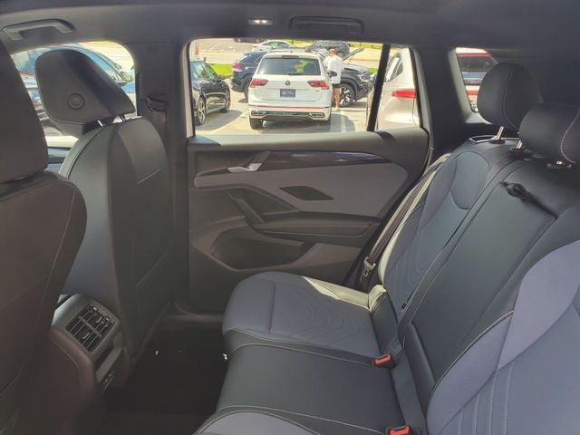 2025 Volkswagen Tiguan 2.0T SE R-Line Black