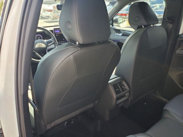 2025 Volkswagen Tiguan 2.0T SE R-Line Black