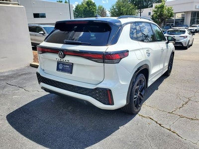 2025 Volkswagen Tiguan 2.0T SE R-Line Black