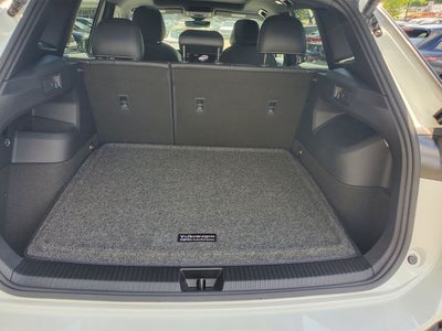 2025 Volkswagen Tiguan 2.0T SE R-Line Black