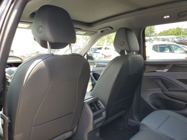 2025 Volkswagen Tiguan 2.0T SE R-Line Black