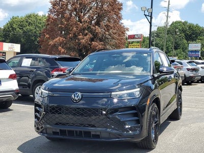 2025 Volkswagen Tiguan 2.0T SE R-Line Black