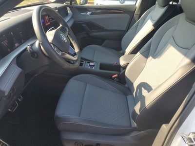 2025 Volkswagen Tiguan 2.0T SE R-Line Black