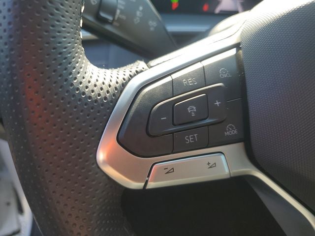 2025 Volkswagen Tiguan 2.0T SE R-Line Black