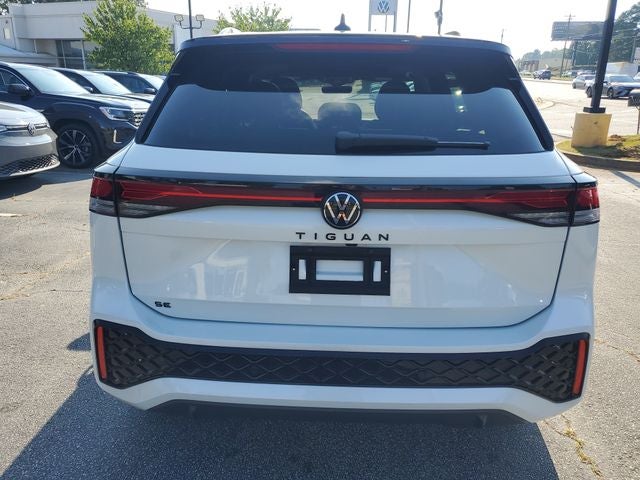 2025 Volkswagen Tiguan 2.0T SE R-Line Black