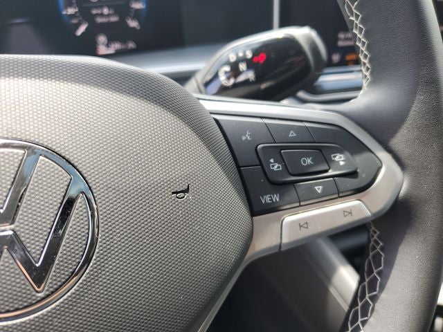 2025 Volkswagen Tiguan 2.0T SE