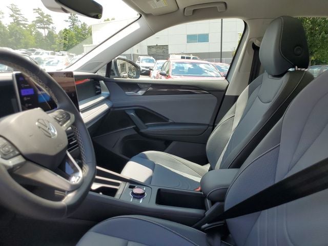 2025 Volkswagen Tiguan 2.0T SE