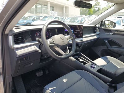 2025 Volkswagen Tiguan 2.0T SE
