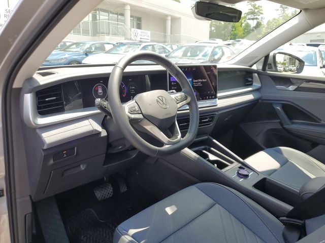 2025 Volkswagen Tiguan 2.0T SE