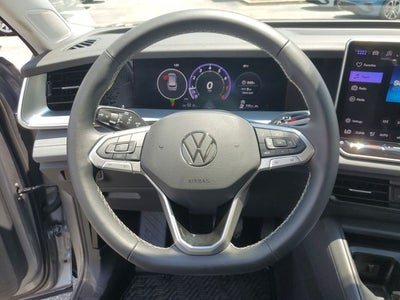 2025 Volkswagen Tiguan 2.0T SE