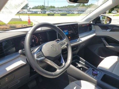 2025 Volkswagen Tiguan 2.0T SE