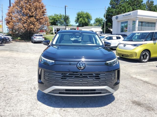 2025 Volkswagen Tiguan 2.0T SE