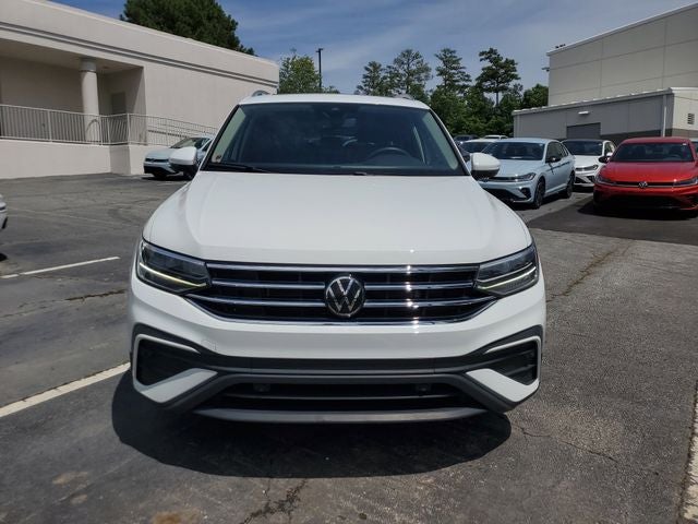 2024 Volkswagen Tiguan 2.0T SE