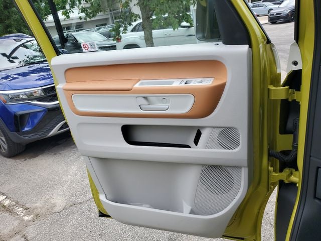 2025 Volkswagen ID. Buzz Pro S Plus