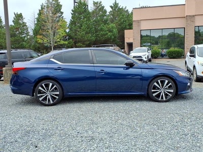 2022 Nissan Altima 2.5 SR