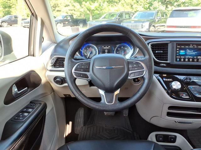 2020 Chrysler Voyager LXI