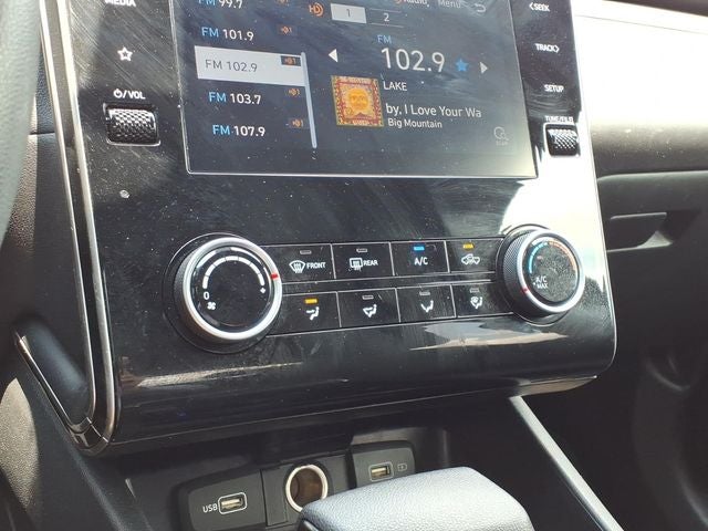 2024 Hyundai Santa Cruz SE
