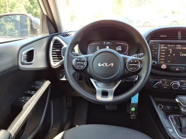 2024 Kia Soul LX Technology