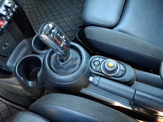 2020 MINI Cooper S Signature