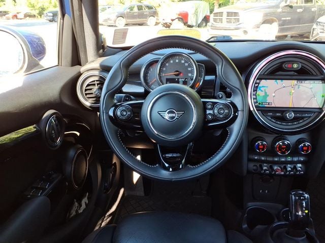 2020 MINI Cooper S Signature