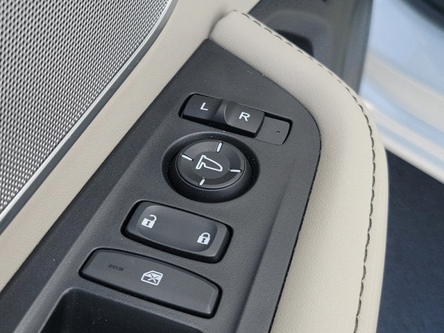 2025 Acura RDX w/Technology Package