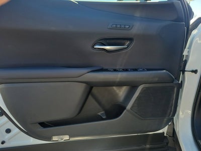 2024 Lexus UX 250h F SPORT Handling