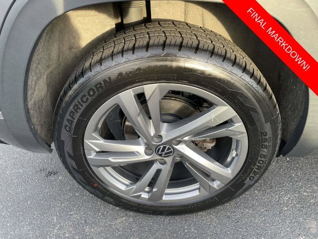 2024 Volkswagen Atlas Cross Sport 2.0T SEL R-Line