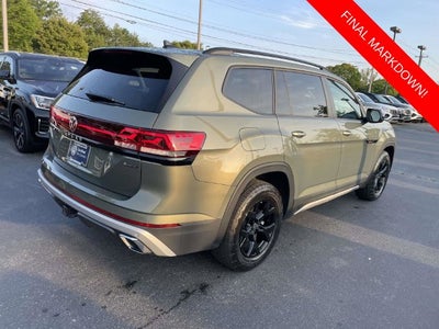 2024 Volkswagen Atlas 2.0T Peak Edition SE w/Technology